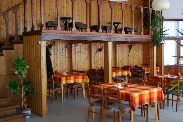 Hungária Étterem