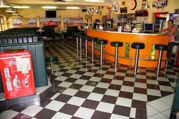 Diner M