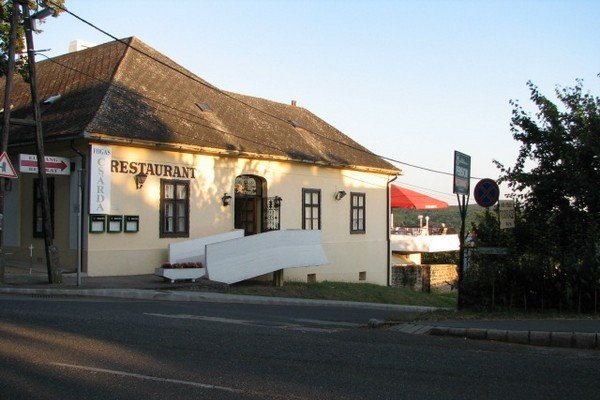 Fogas Tscharda