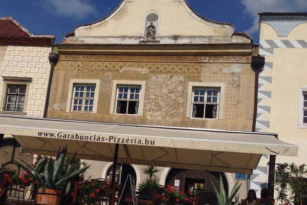 Garabonciás Pizzéria