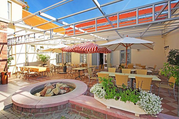 Blaha Lujza Restaurant