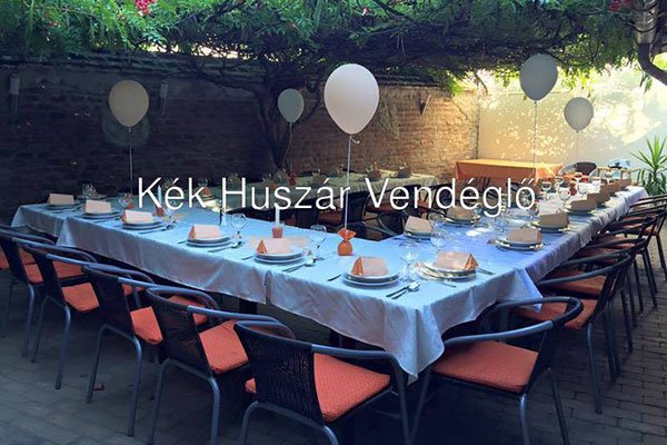 Kék Huszár Étterem