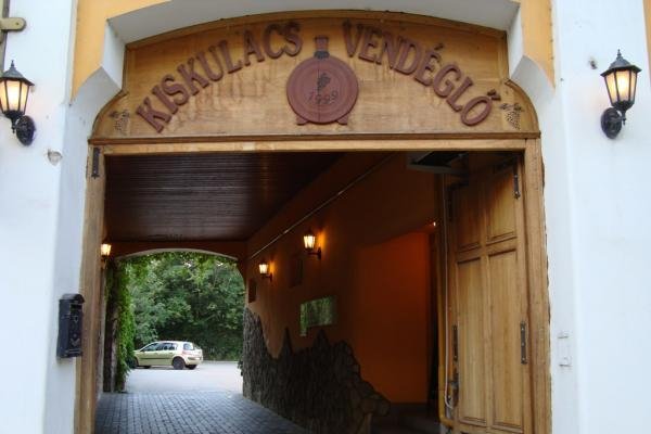 Kiskulacs Restaurant