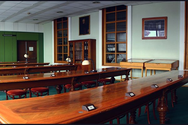 Somogyi-Bibliothek