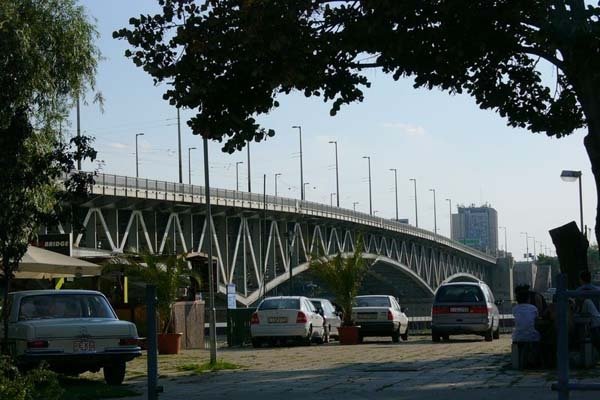 Petőfibrücke