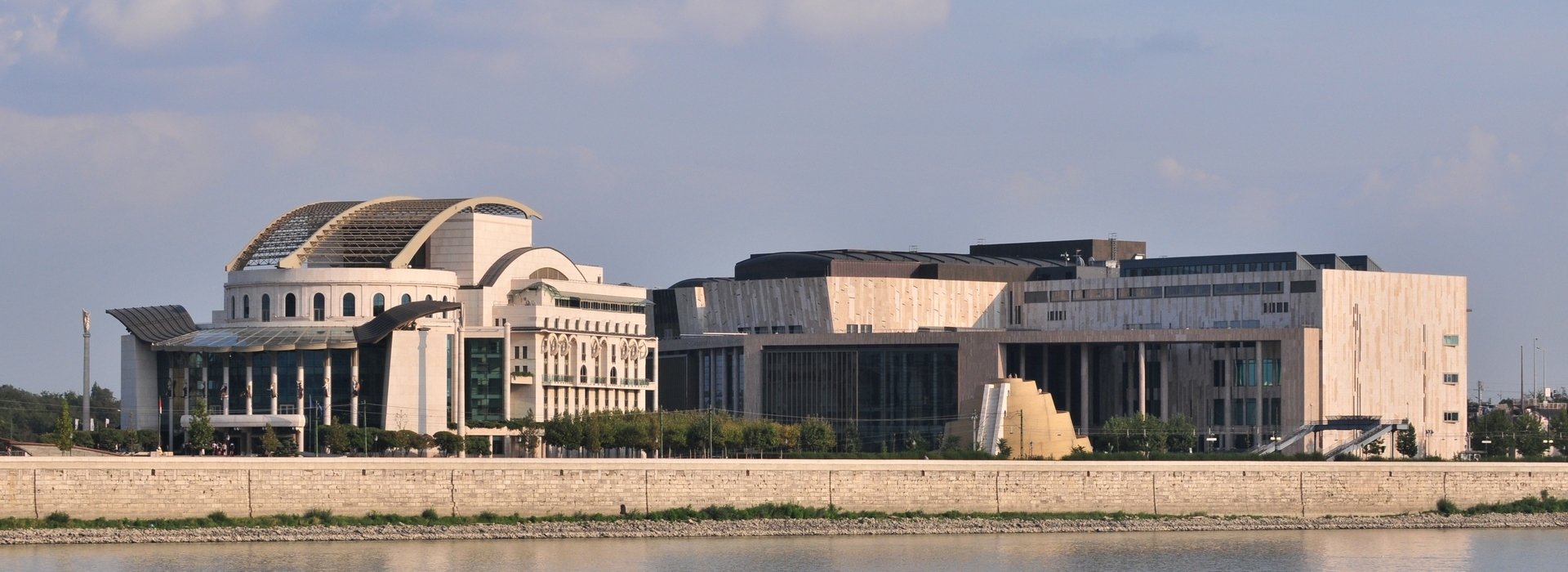 Theater und Konzertsäle