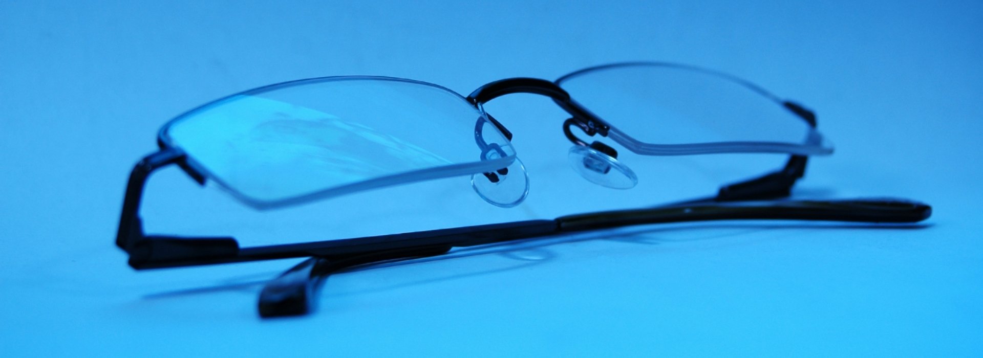 Laser eyesight correction