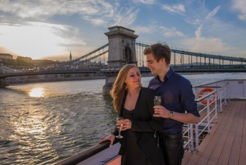 Naplemente Coctail Cruise - 19:00