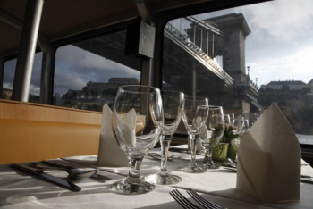 Lunch & Cruise-ohne Mittagessen, mit Getränke - 14:00